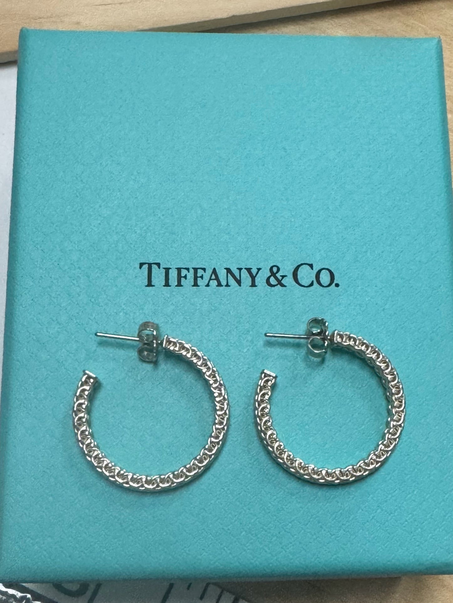Tiffany & Co. Sterling Silver 1" Mesh Somerset Round Hoop Earrings w/ Box HTF