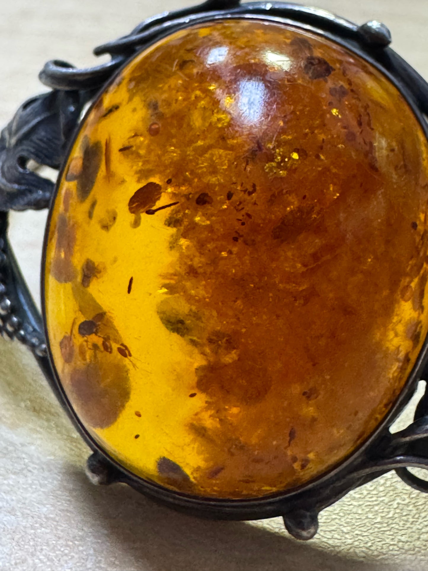 Vintage Sterling Silver Hinged Bangle 7" Bracelet Natural Baltic 1.28" Amber