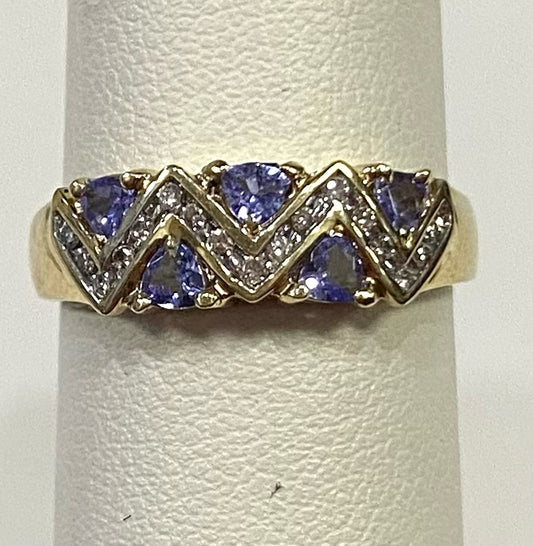 14ky Tanzanite & Diamond Ring