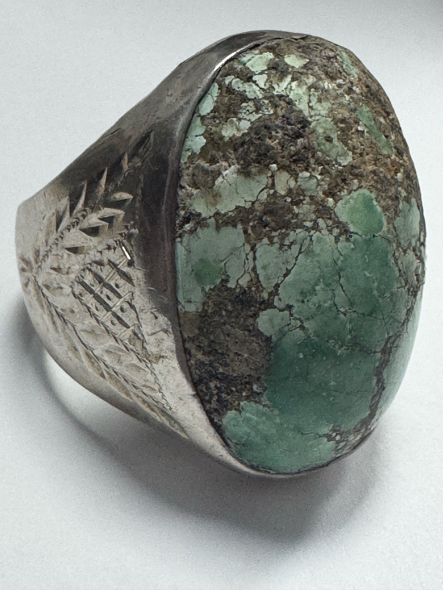 Vintage Native American Sterling Silver Heavy 29g Turquoise Ring Size 11.5