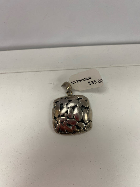 SS Pendant