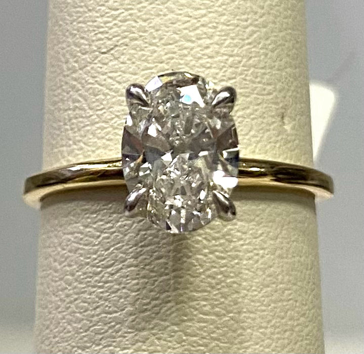 14k Yellow Gold 1 ct Oval LAB Diamond Ring Size 7