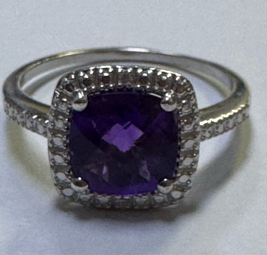 Sterling Silver Amethyst Ring Size 8.25 w/ Diamond