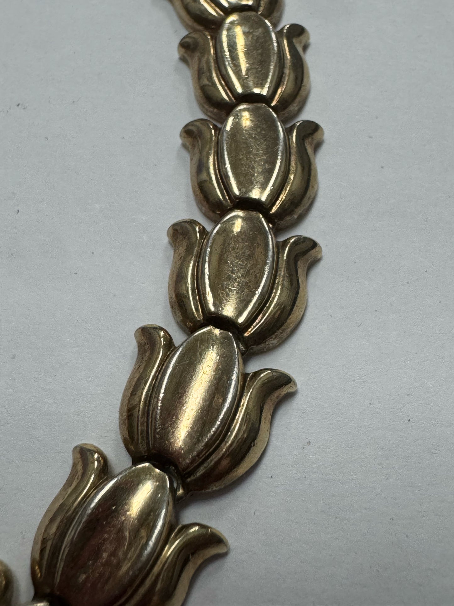 Vintage Crown Trifari 16" Necklace Tulip Goldtone 13mm Circa 1930s-1955 Pat Pend