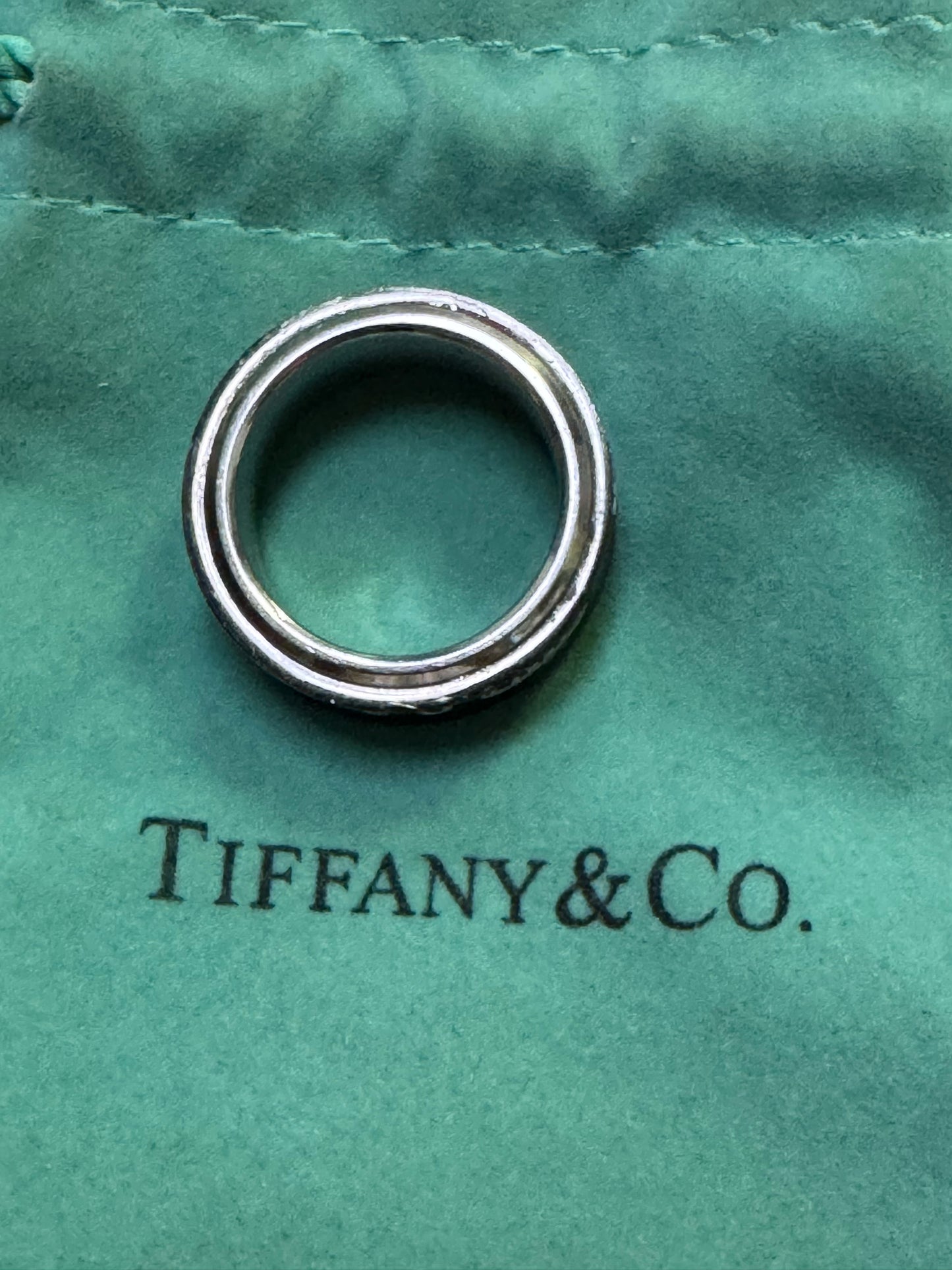 Tiffany & Co Ring 925 Sterling Silver  Black & White T & Co 2005 size 7.25 Band
