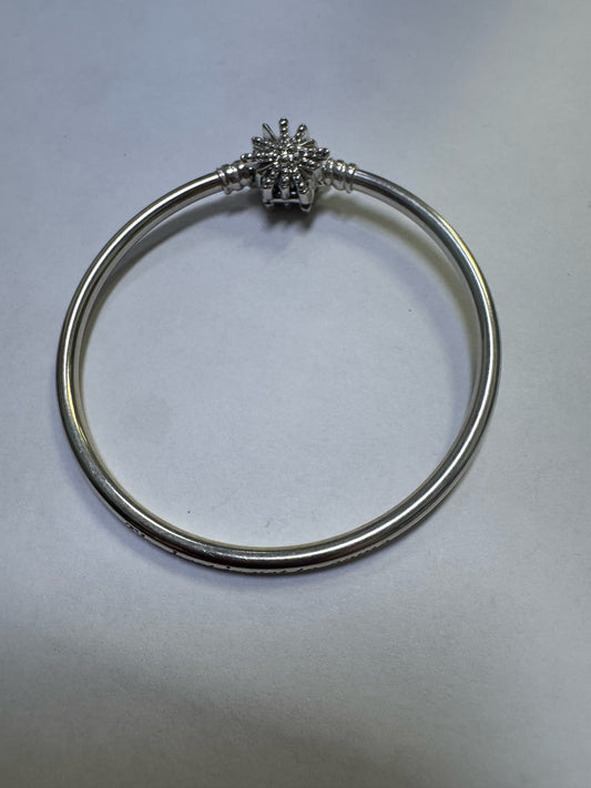 Pandora Sterling Silver Moments Bangle Bracelet Sparkling Snowflake 7"