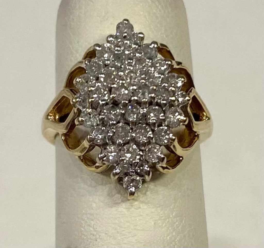 10ky Diam Cluster Ring