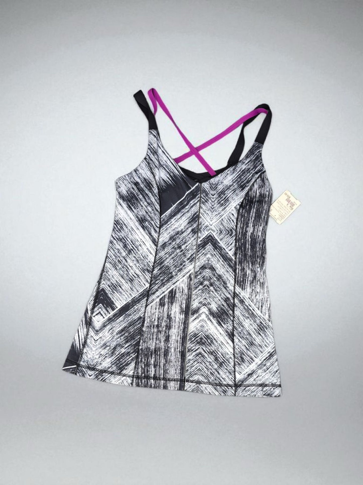Size 4 Lululemon Black/White Boutique Active Wear Women's Tank Top
