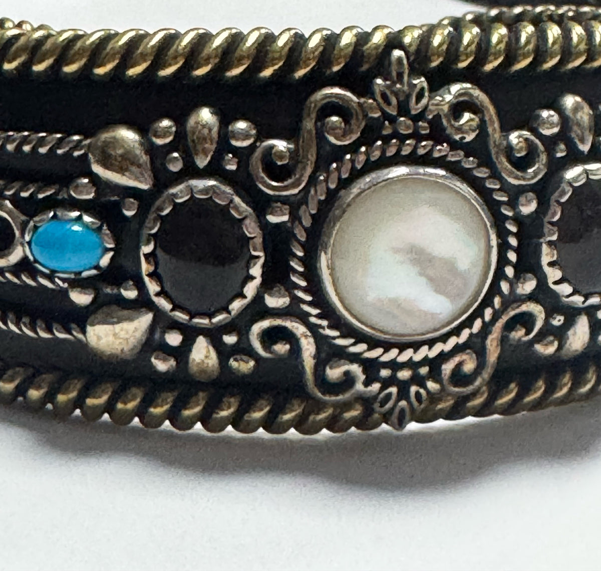 CAROLYN POLLACK Am West Sterling Silver & Brass Cuff Bracelet Mother of Pearl