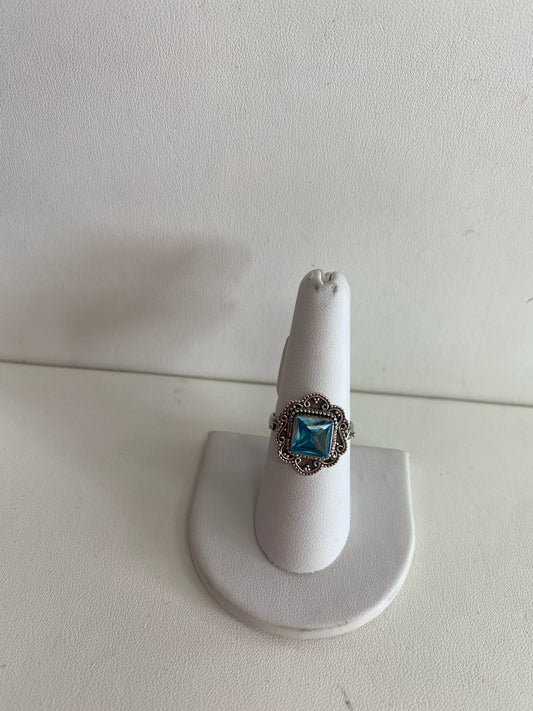 Sterling Silver Blue Topaz Ring Size 8