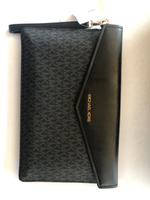 Designer Michael Kors Black Wristlet