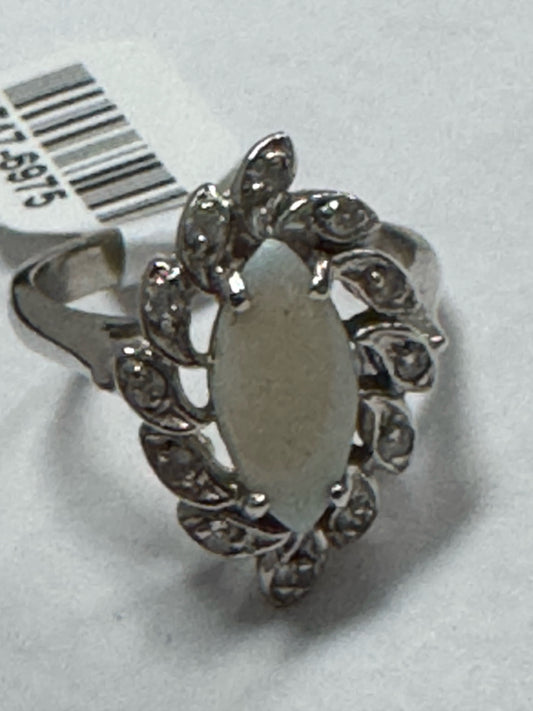 14kw Opal Diamond Ring