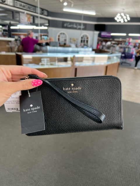 Designer NEW Kate Spade Black Wristlet