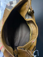 Load image into Gallery viewer, Burberry Phoebe Hobo 125CW Handbag