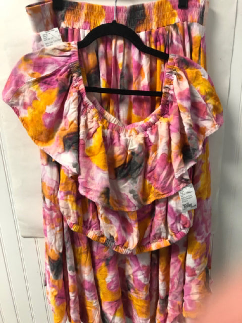 Multi-Color Torrid Short Sleeve Shirt Women's