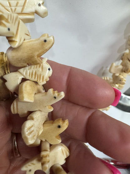 Vintage Native American Fetish Necklace 32" Long Carved Bears & Animals