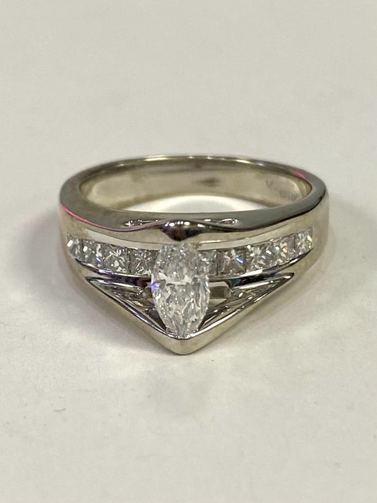 14kw Kobi Diamond Ring Marquise