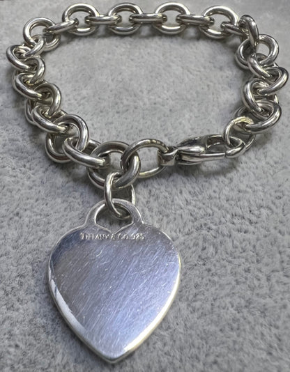 Tiffany & Co. 925 Sterling Silver Heart Tag Charm Link 7.25" Bracelet