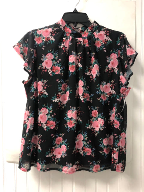 Black & Pink Floral 12Thompson Short Sleeve Shirt Women's