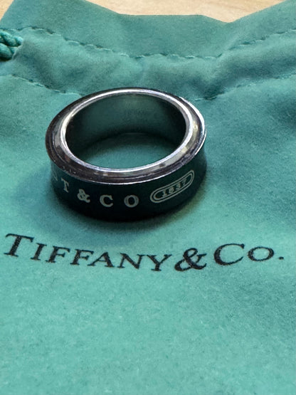 Tiffany & Co Ring 925 Sterling Silver  Black & White T & Co 2005 size 7.25 Band
