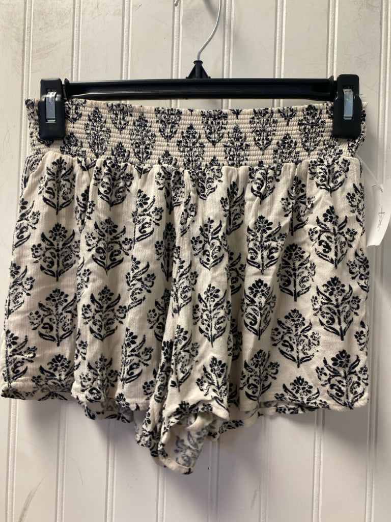 Black & White Mossimo Shorts Women's
