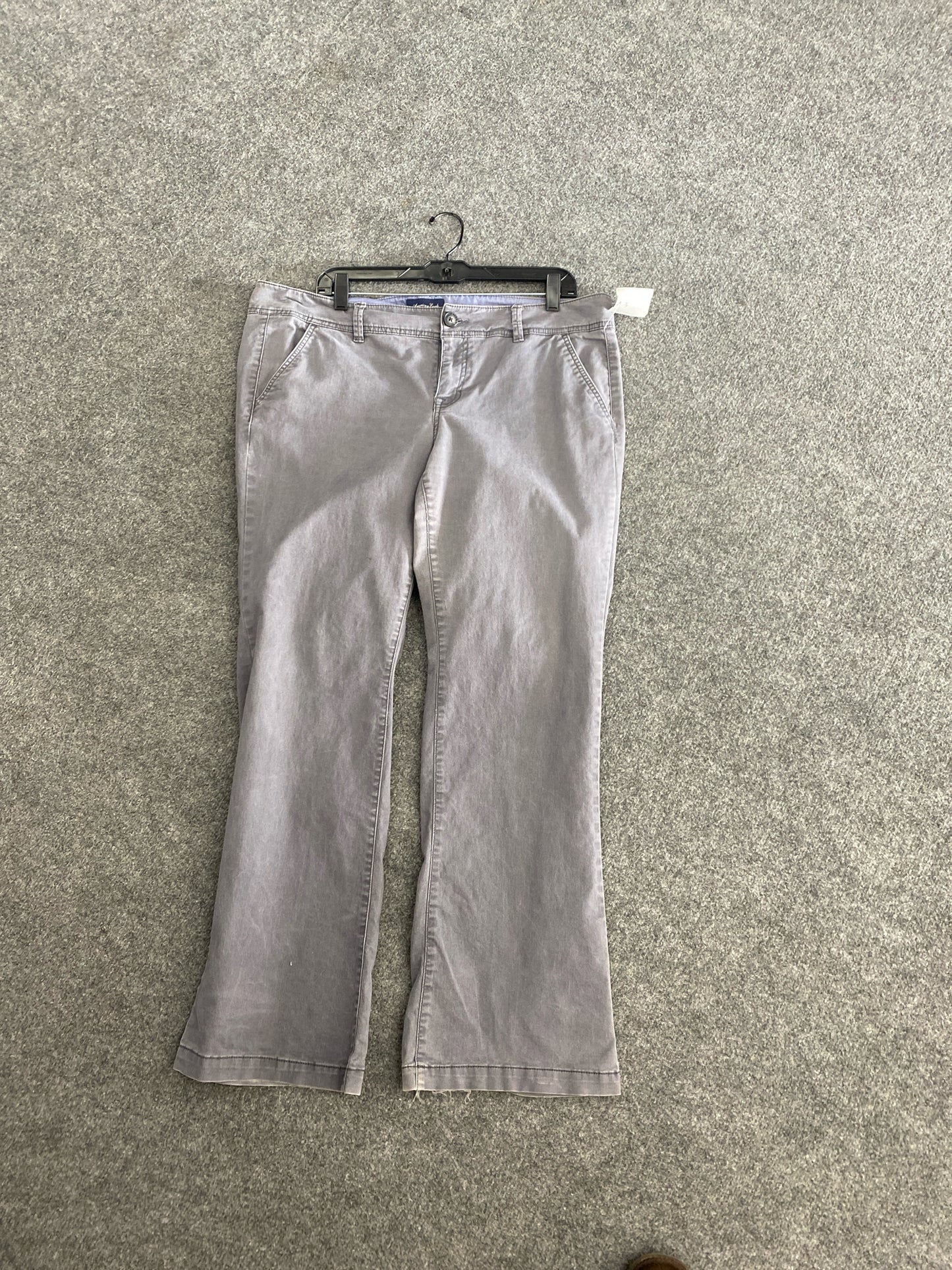 Gray American Eagle Pants Women's