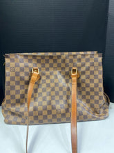 Load image into Gallery viewer, Damier Ebene Louis Vuitton Handbag