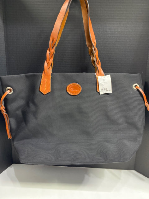 Designer Dooney & Bourke Black Handbag