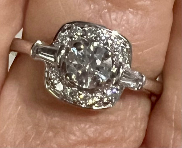 14kw .70 CT TW Diamond Ring