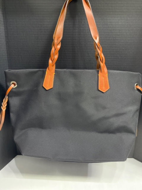 Designer Dooney & Bourke Black Handbag