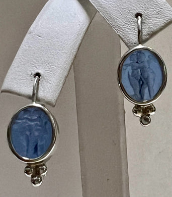 14kw Intaglio Blue Earrings Italy .95