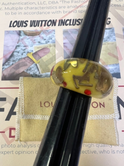Louis Vuitton Sunset Orange Resin Ring Gold ref.75660 - Joli Closet