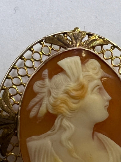 10k Yellow Gold Cameo Brooch Pin Pendant Marked 10k Filigree 1.40" x 1.15"